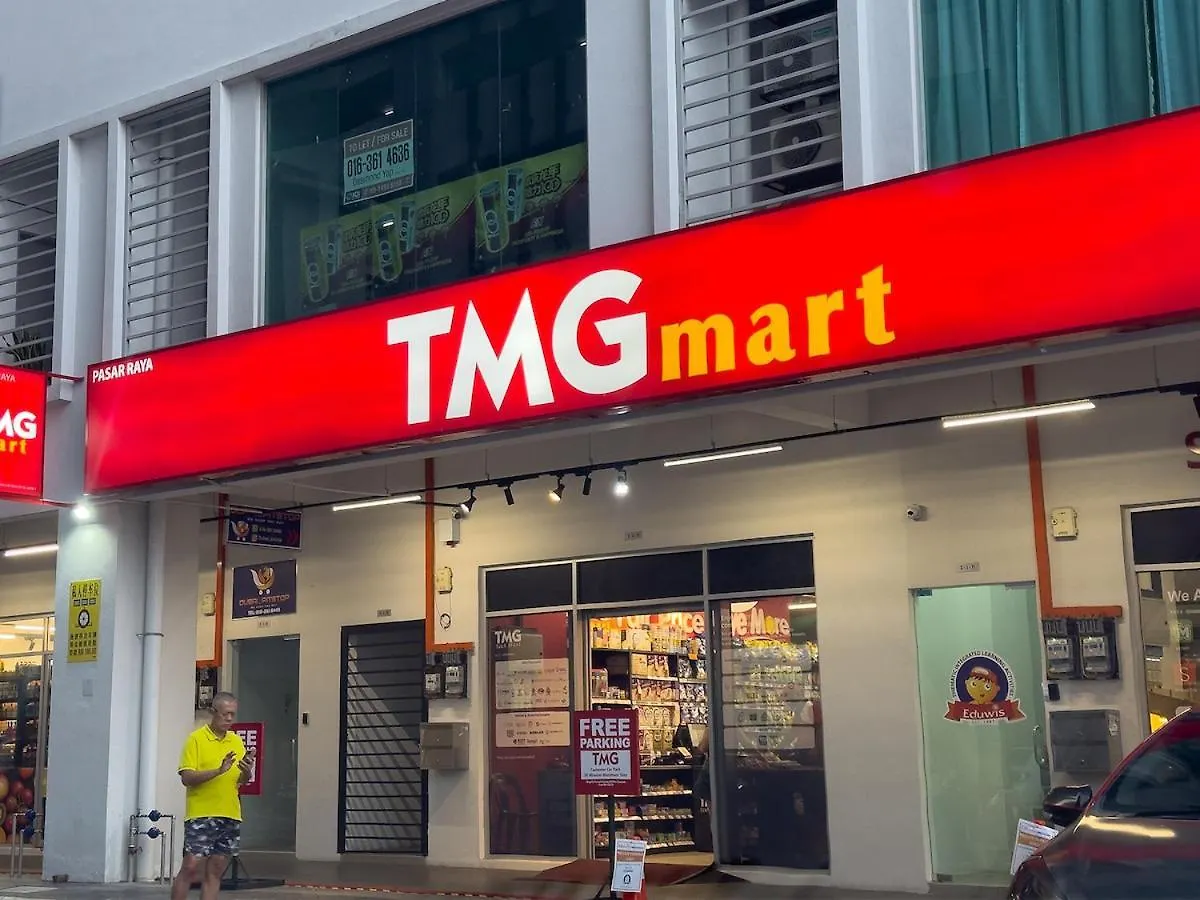 Daire Instaworthy 2B2B - 6 Pax - F&B & Mart - Chan Sow Lin Kuala Lumpur