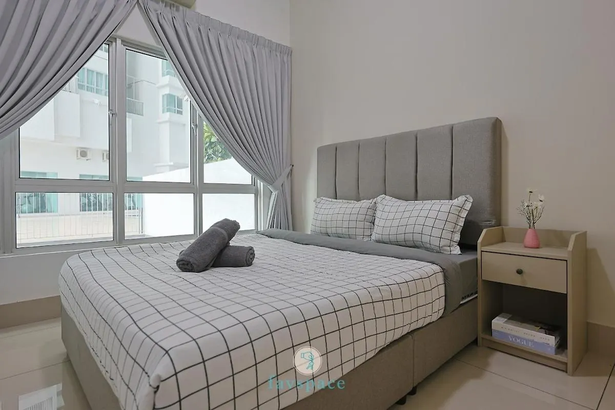 Lägenhet Instaworthy 2B2B - 6 Pax - F&B & Mart - Chan Sow Lin Kuala Lumpur Malaysia