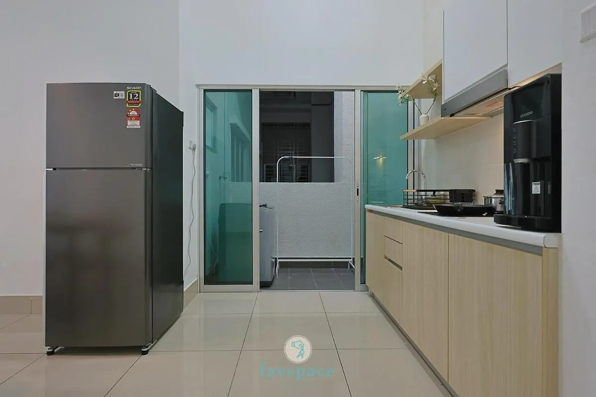 Lägenhet Instaworthy 2B2B - 6 Pax - F&B & Mart - Chan Sow Lin Kuala Lumpur