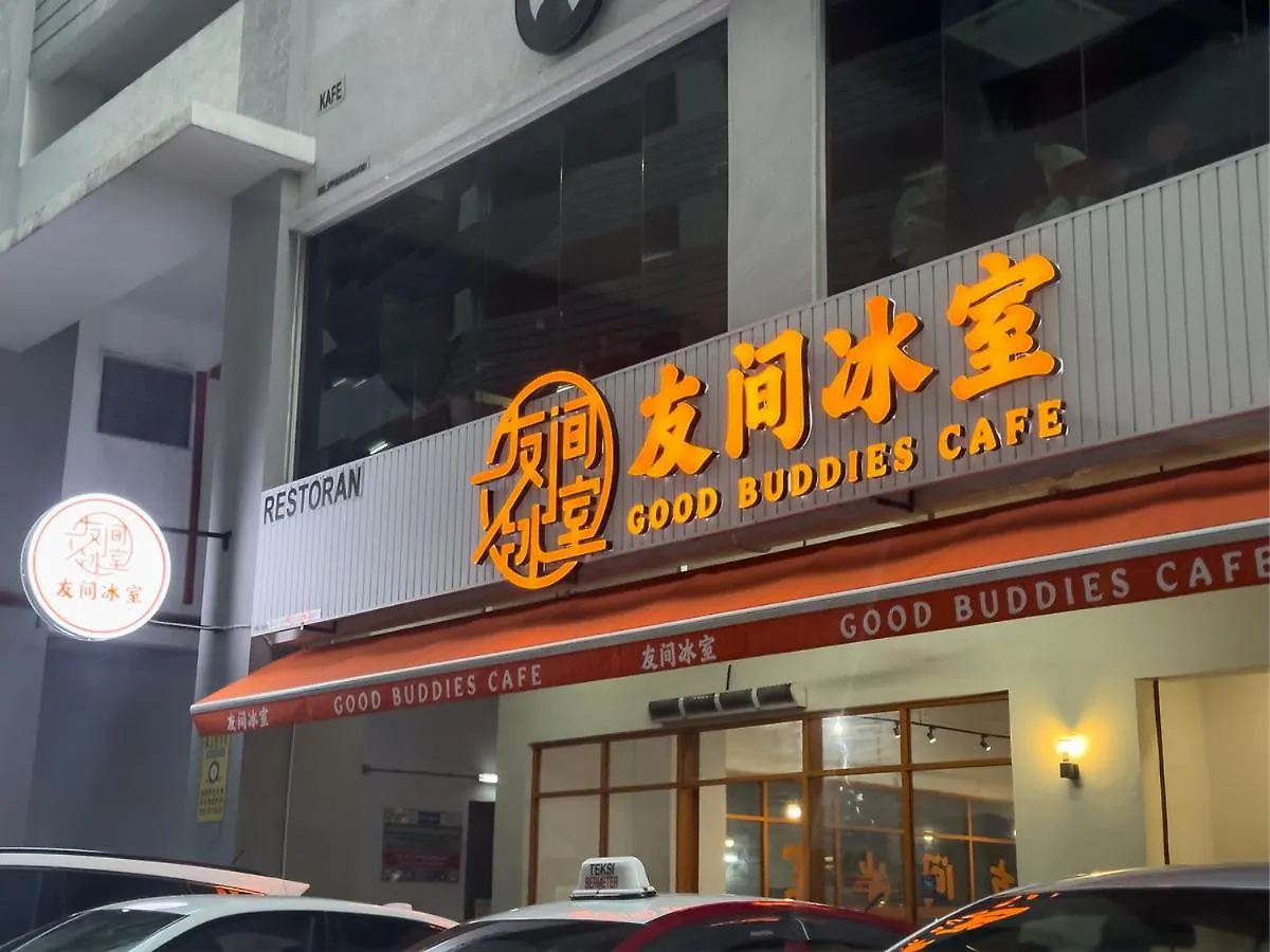Instaworthy 2B2B - 6 Pax - F&B & Mart - Chan Sow Lin Kuala Lumpur Lägenhet